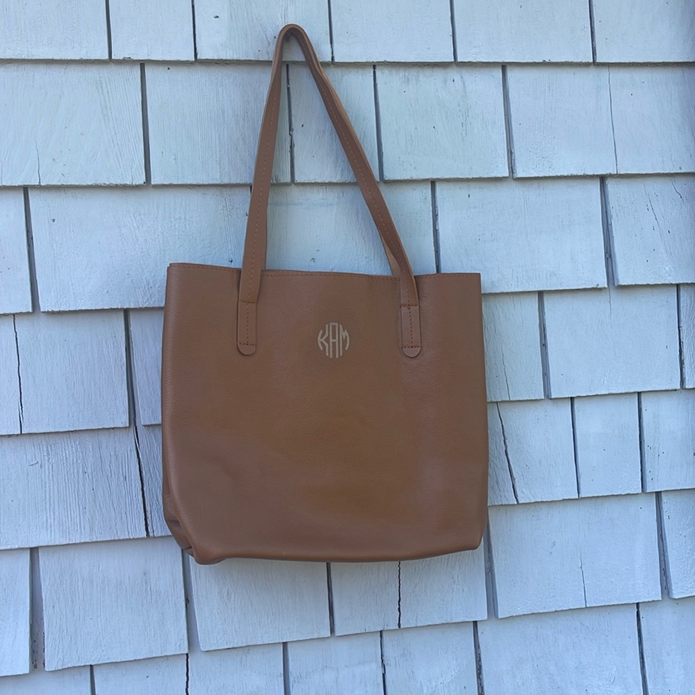 Mark and Graham Everyday Italian Leather Tote- Camel Colored- CLEAN